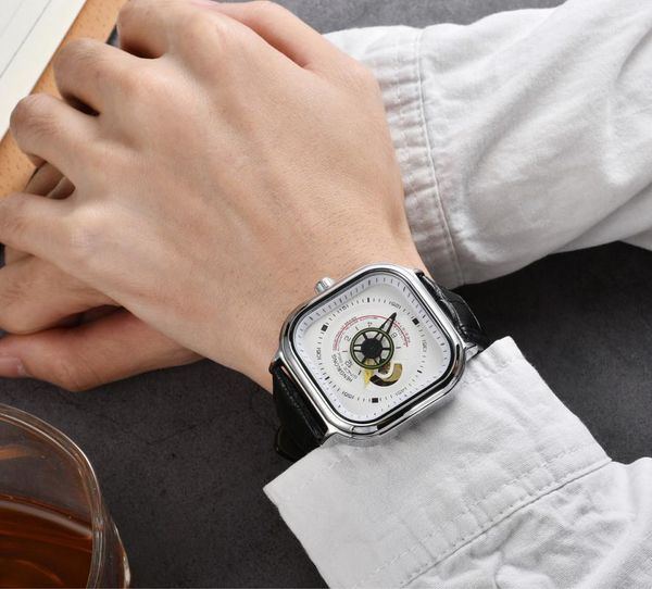 

wristwatches mechanical movement watches for sale, Slivery;brown