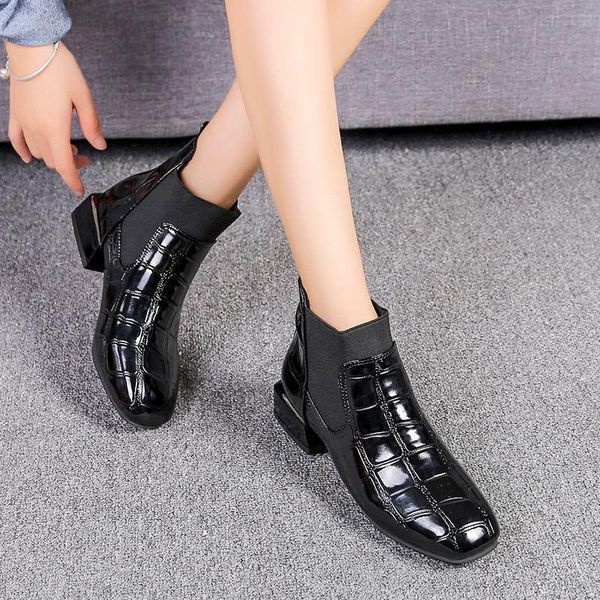 

boots patent leather oversized women's overshoot short style square head thick heel british fashionable, Black