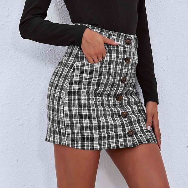 Printemps été Plaid avec bouton jupe femme Sexy taille haute femme jupes courtes mini bas stright dame 210524