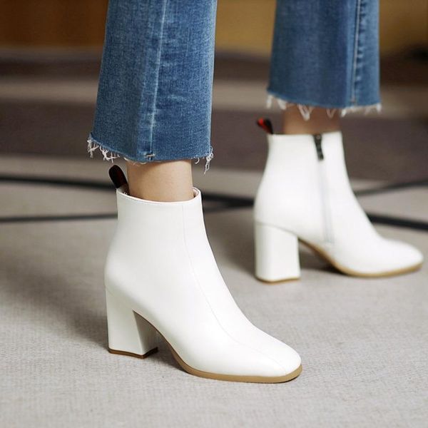 

boots autumn and winter 2021 ladies' temperament round head high heel short solid color thick knight side zipper, Black