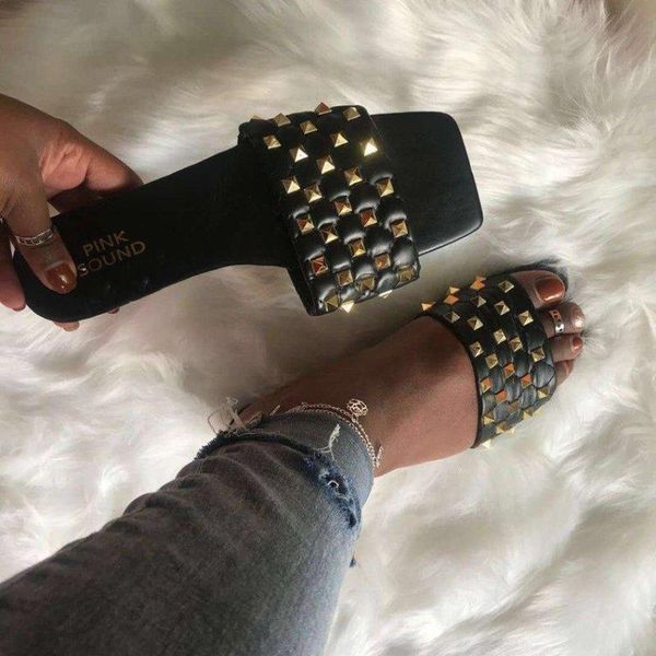 

slippers large size 35-43 women's 2021 rivet flat check sandals, Black