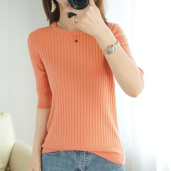 

knitted short sleeved summer women t shirt round neck fashion solid loose bottoming, White