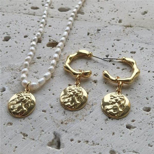 

chokers necklace with earring, Golden;silver