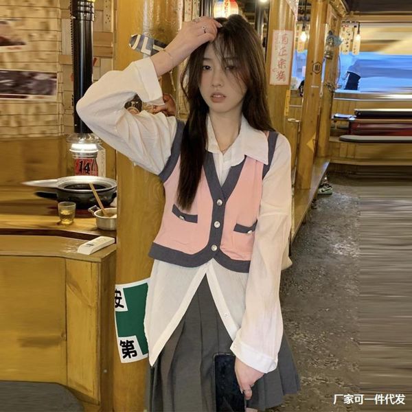 

v-neck vest women's spring autumn sweet style short pink knitted vest, White