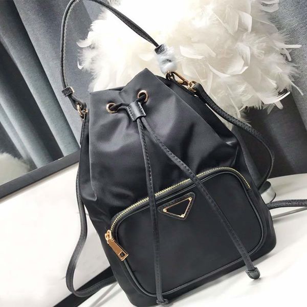 

mini chain bucket drawstring women genuine real leather fashion shoulder classic tote for lady handbags presbyopic shopping bag, Red;black