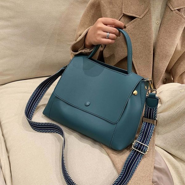 

fashion pu leather women handbag high capacity 2021 winter solid color female shoulder crossbody bag travel lady totes blue l00