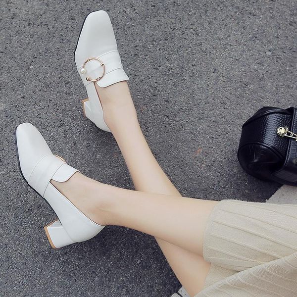 

dress shoes large women's shoes, coarse single 40 pieces of english small leather 41-43 square head, Black