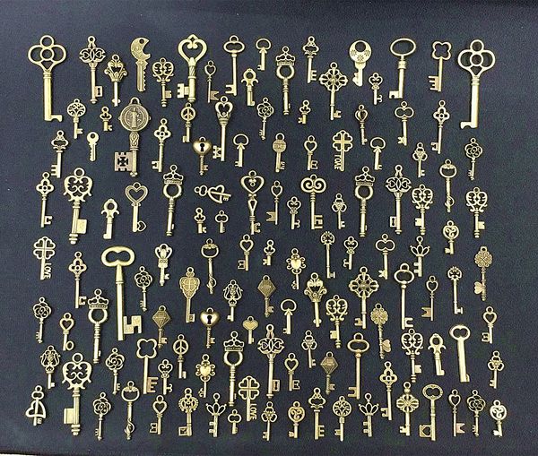 

125 mixed alloy key diy jewelry accsori pendant 170g / bag, White