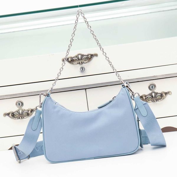 

light luxury brand 2021 new bag women's trend fashion versatile foreign style hand leisure one shoulder underarm handbag zly