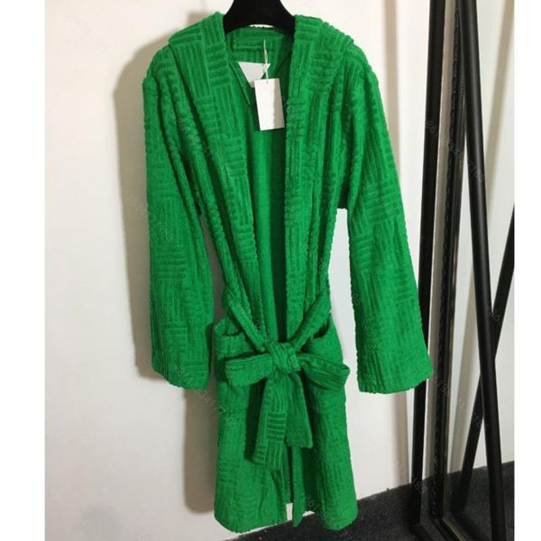 

casual designer clothes women luxurys brand bathrobe italy men home sleepwear belted robe cashmere jacquard long sleeve nightgown l pajamas, Black;red