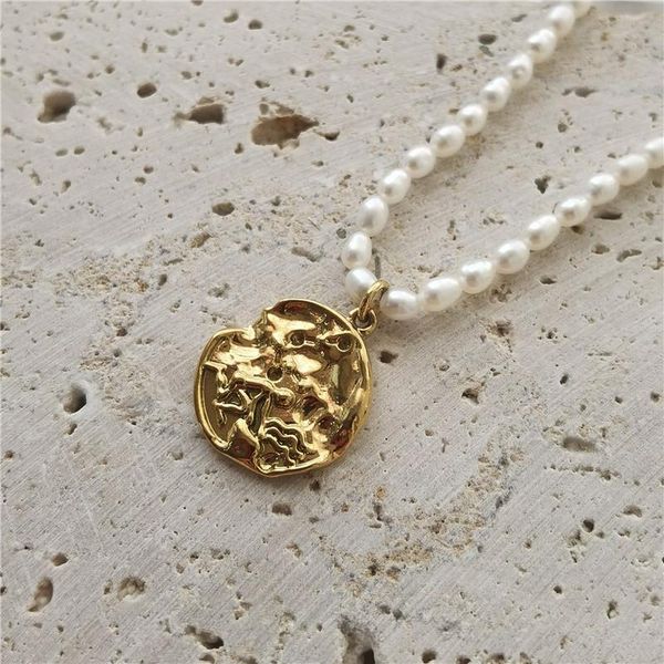 

chokers fashion personality irregular metal pendant freshwater pearl short necklace, Golden;silver