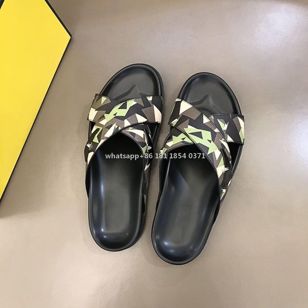 

luxury designer comfortable brand men's fashionable summer casual slippers wide soled sandals are size 38-45, Black