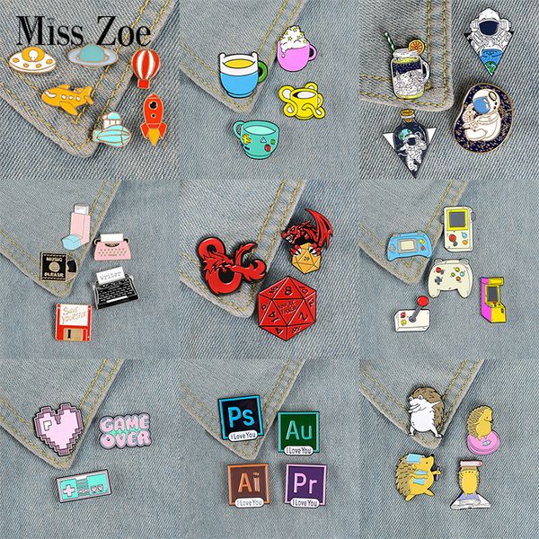

36pcs/set game girl enamel pins video game software custom mug brooches bag clothes lapel pin badge cartoon animal jewelry giftdio chan cont, Gray