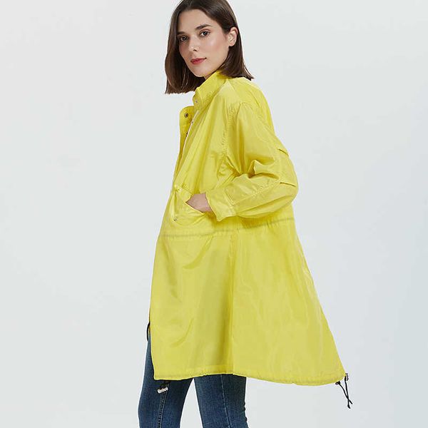 Trenchcoat für Frauen Streetwear Ankunft Polyester Sonnencreme Sommer Herbst Ganzkörperansicht Frauen Outwear Gelb Langer Mantel 210625