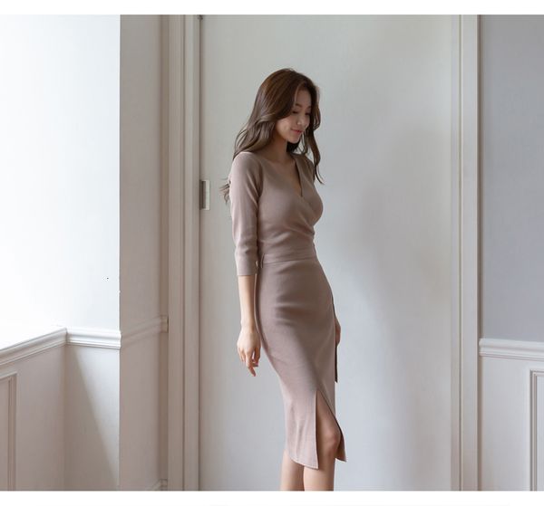 

casual dresses v-neck knitted dress women autumn and winter belt buckle elegant ribbed mid-length slim-fit sweater base waa6, Black;gray