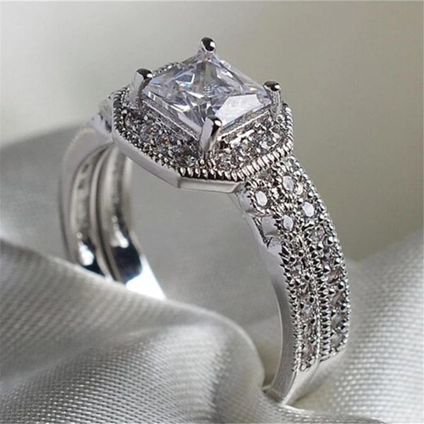 

wedding rings fashion women ring cut white rhinestone filled engagement bands anniversary birthday gift for jewelry, Slivery;golden