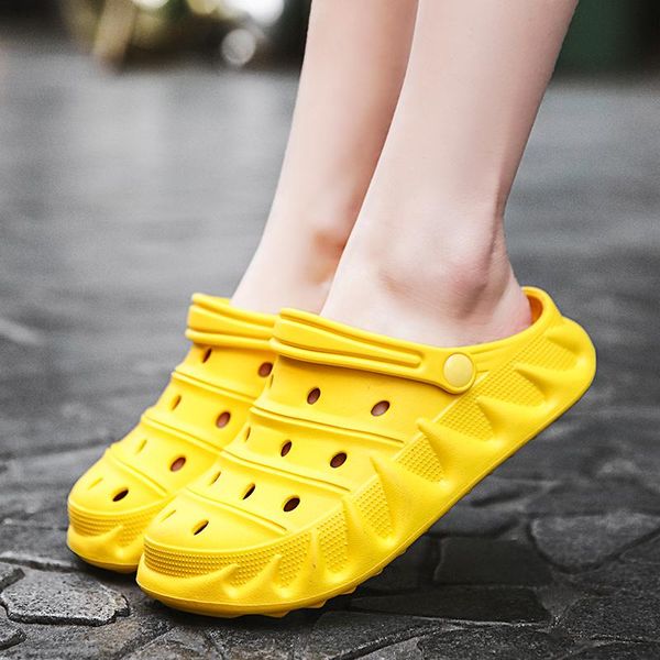 

sandals summer women's garden breathable beach shoes outdoor wading hollow-out lightweight swimming slipper, Black