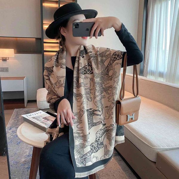 

design jacquard imitation cashmere in autumn and women's short beard tassel travel with versatile scarf for warmth preservation, Blue;gray