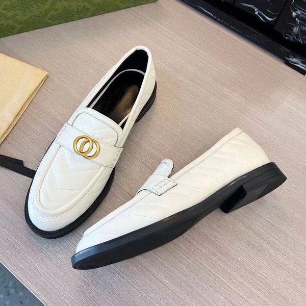 

2022 summer beach slippers classic designer lady lazy flat baotou flip flops 100% leather slides suede letter women shoes cowhide metal woma, Black