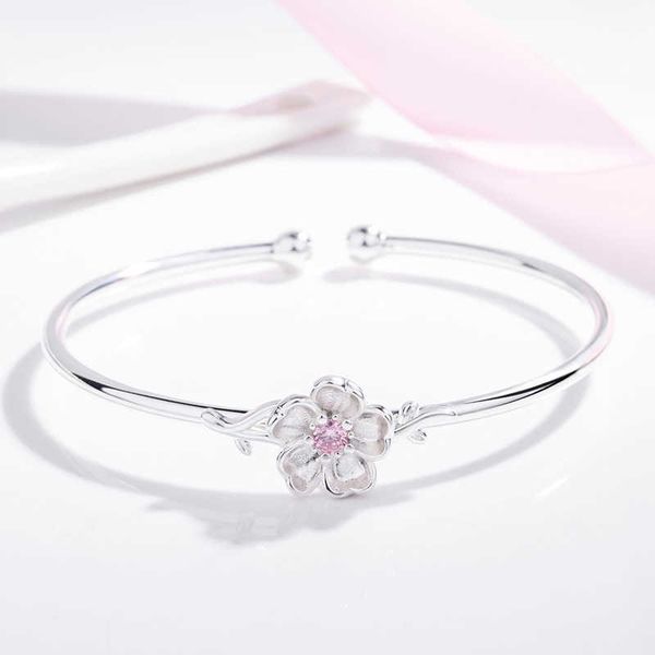 

korean version silver plated mori art cherry bracelet, sweet inlaid diamond powder crystal simple ring about opening jewelry. q0717, Black
