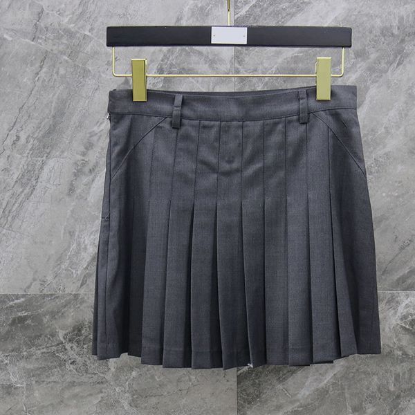 

19 spring and summer net red same british college style, slim waist, casual a-line pleated skirt, suit tb skirt, Gray