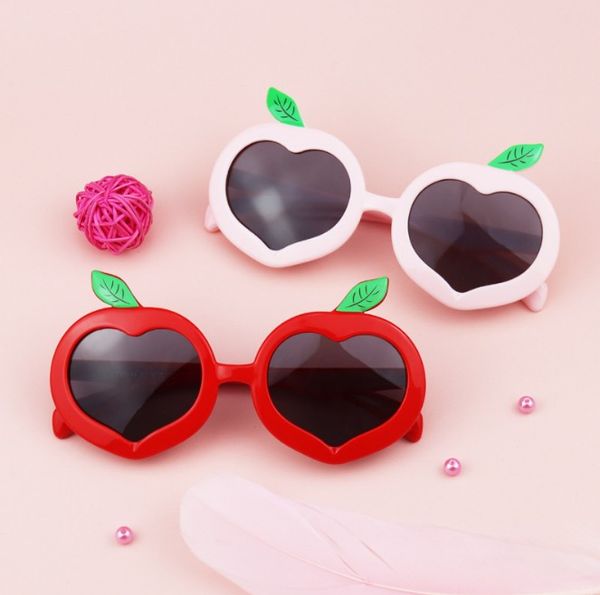 Moda crianças pêssego óculos de sol meninos meninas cair quadro silicone macio sunglass 2021 crianças polarizando oceano óculos óculos de praia sunblock s1083