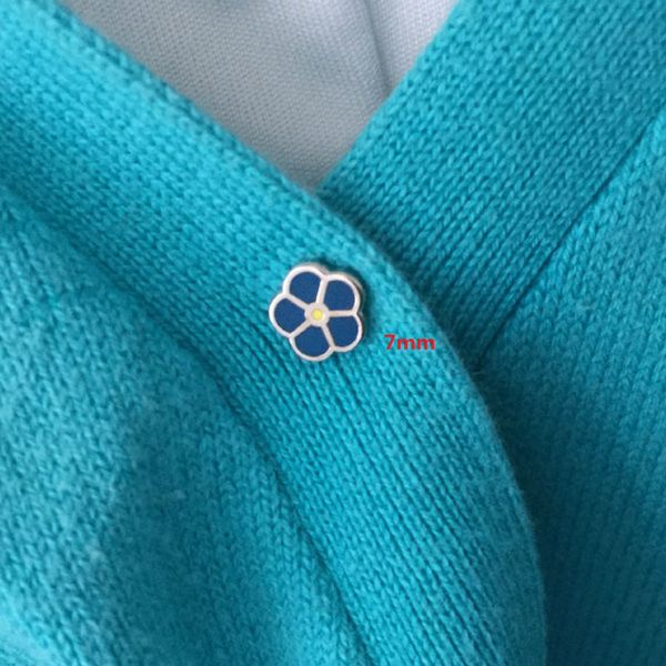 

2pcs/lot 7mm enamel collar brooches and pins cute small size flower badge forget me not masonic ww2 lapel pin mason, Gray
