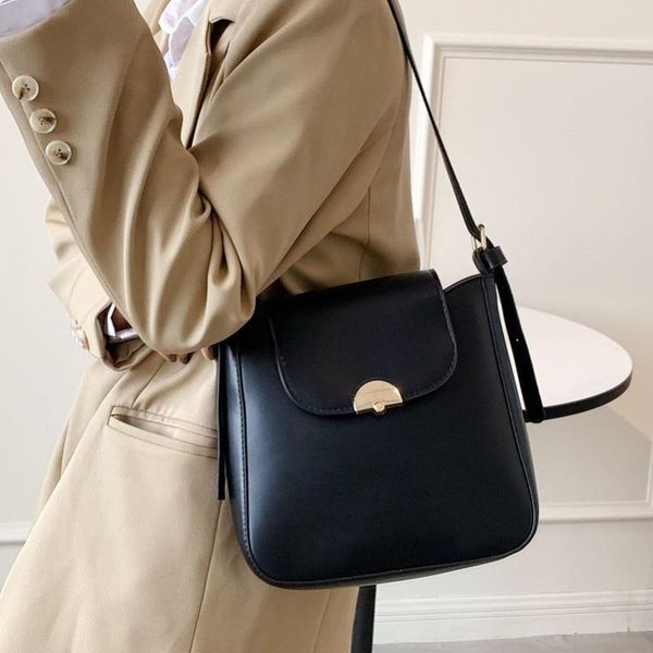 

evening bags european and american retro 2021 all-match messenger bag high-quality bucket shopping female