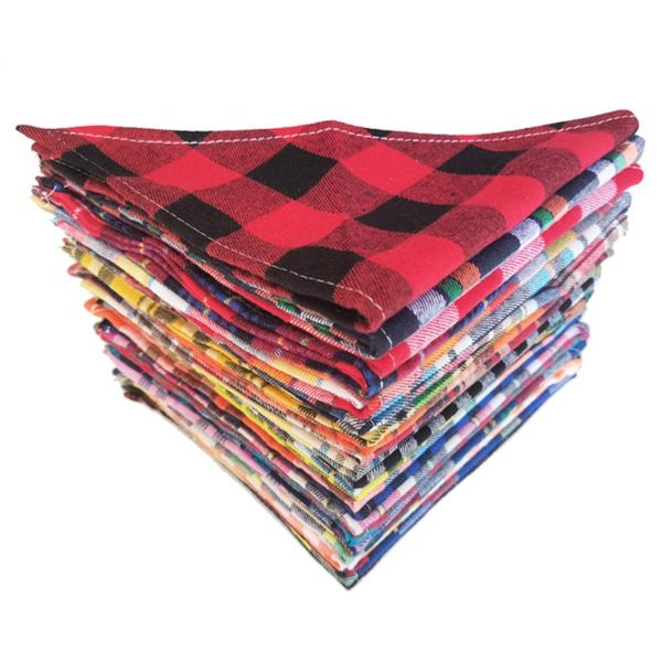 Abbigliamento per cani 30/50 pezzi Bandana scozzese Lotto per cani di piccola taglia Bandane lavabili personalizzate per animali domestici