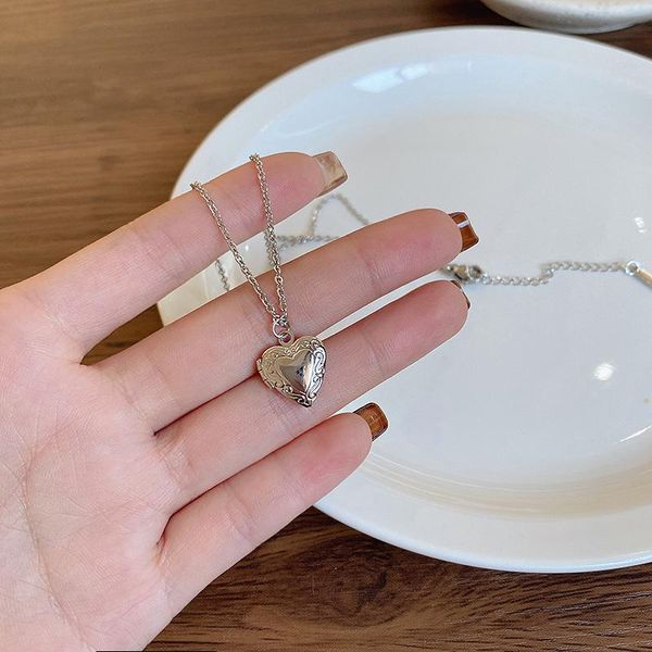 

pendant necklaces 2021 trendy heart necklace for women fashion stainless steel silver color choker sweater chain jewelry gift