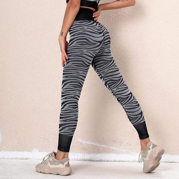 

yoga outfit striped seamless pants women running high waist gym leggings hips push up sports 8 colors fitness