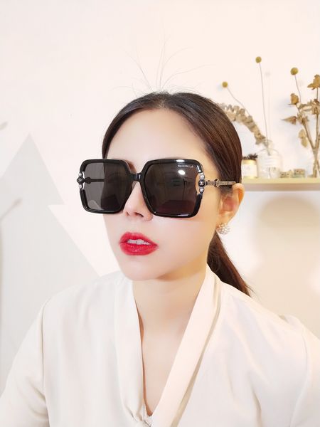 

luxury brands sunglasses fashion multicolor classic women sunglasses driving sport shading glasses mens sunglasses trend glasses with box, White;black