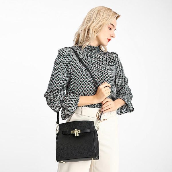 

evening bags genuine leather women crossbody bag 2021 luxury design large capacity female shoulder fashion casual lock lady messenger