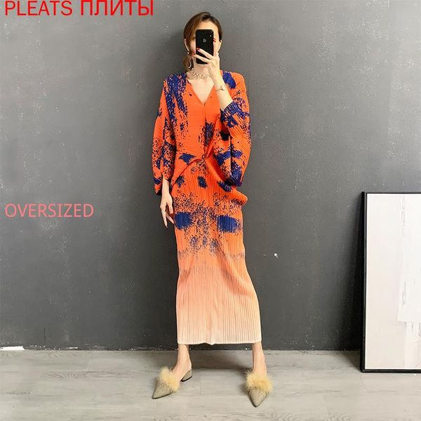 

casual dresses miyake folds bat sleeve print dress female spring autumn style temperament large size v-neck fashion slim long pleats, Black;gray