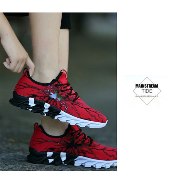 

2021 low socks running shoes black moire multi camouflage surface soft-soled korean version men's fashion popcorn soft soles sports tra