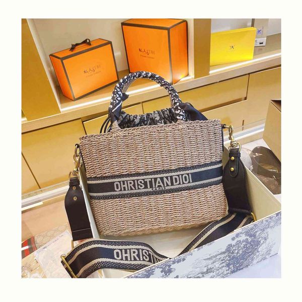 

rssss queen's 2021 d-family food basket woven women's bag single shoulder cross carrying handle mother hand luxuryss designerss yw