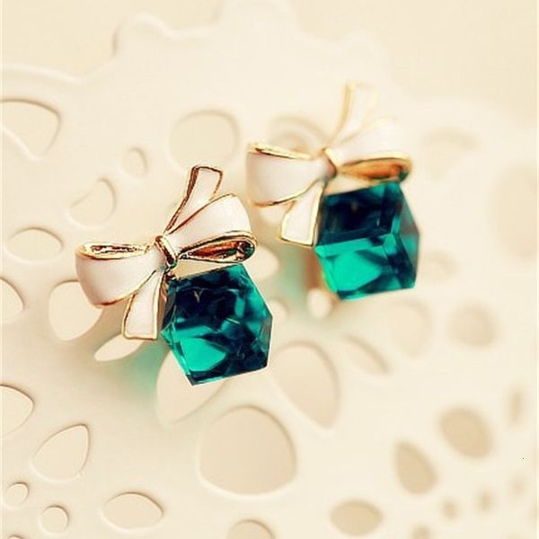 

with crystal earrings and bows 59eg, Golden