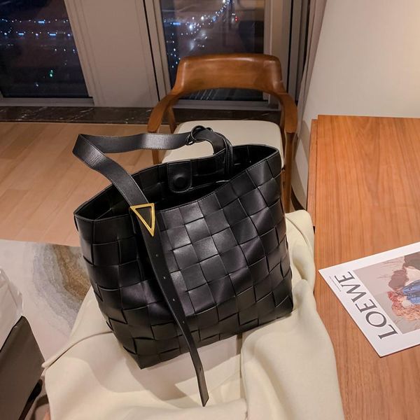 

evening bags 100% genuine leather handbags 2021 fashion all-match large-capacity woven shopping bag single-shoulder portable underarm