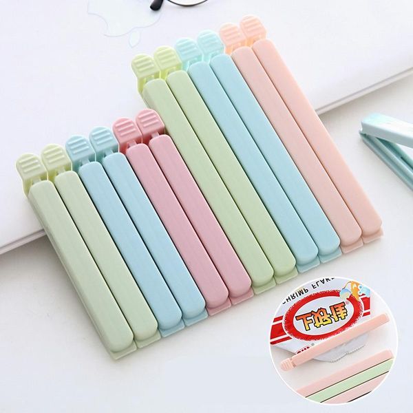 

bag packs sealing of clip 5 food snack plastic and jopdh