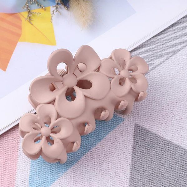 

hair clips acrylic hollow-out claw plum blossom large grasp fashion accessory random color