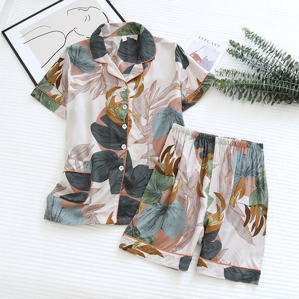 

summer new womens thin section short-sleeved shorts large floral print home service ladies pajamas for women, Black;red