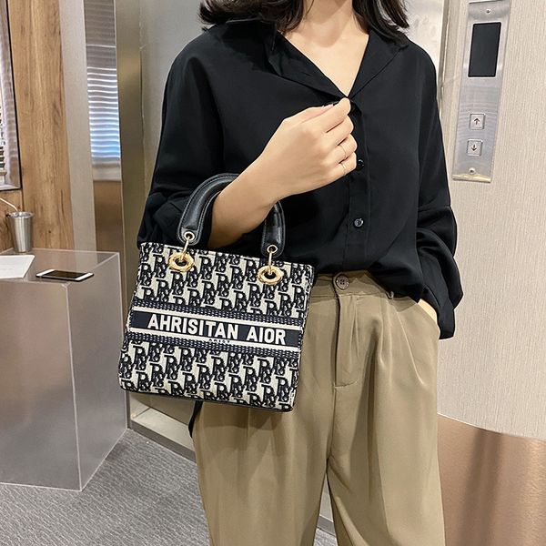 

bags xiaoxiangfeng handbag temperament old flower single shoulder tote foreign style fashion trend messenger bag