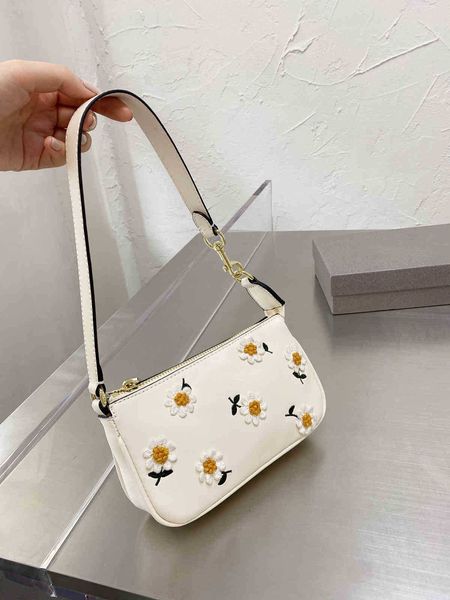 

women luxurys designers bags 2021 designer handbags multi pochette crossbody bag zhouzhoubao123 louisbags_18 hanghhangbag koujia embroidery