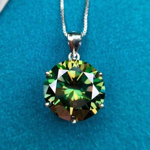 

chains domineering green moissan diamond pendant 10 necklace hearts and arrows cut inlaid jewelry accessories, Silver