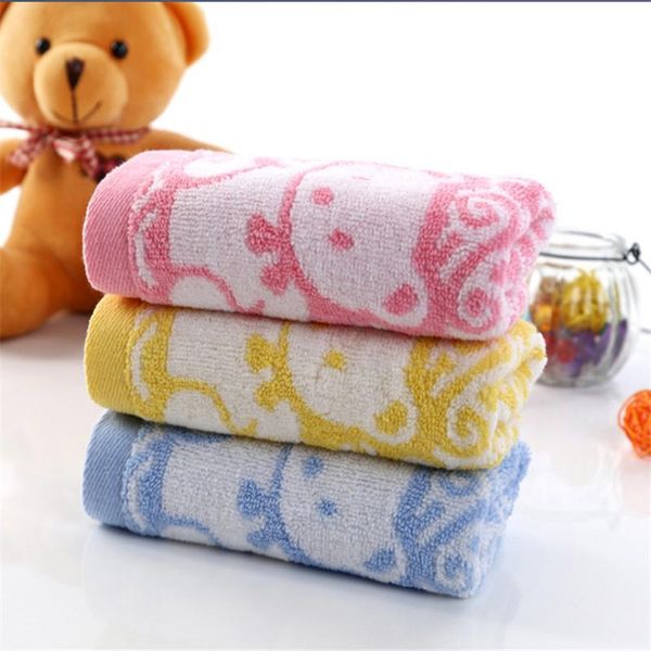 

towel 32 strands of crepe-cotton embroidered bear children's