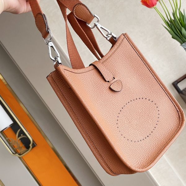 

luxurys designers bags 2021 evelyne genuine leather pure cowhide clutch backpack shoulder girl crossbody purses women wallet gift box packag