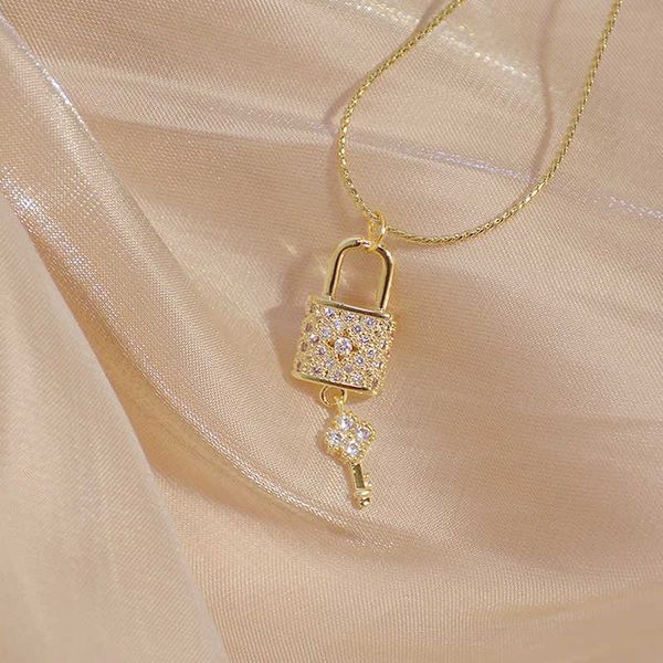 

designer necklace creative micro inlaid lock and key for women 14k real gold exquisite aaa zirconia kolye fashion accessories jewelry, Silver