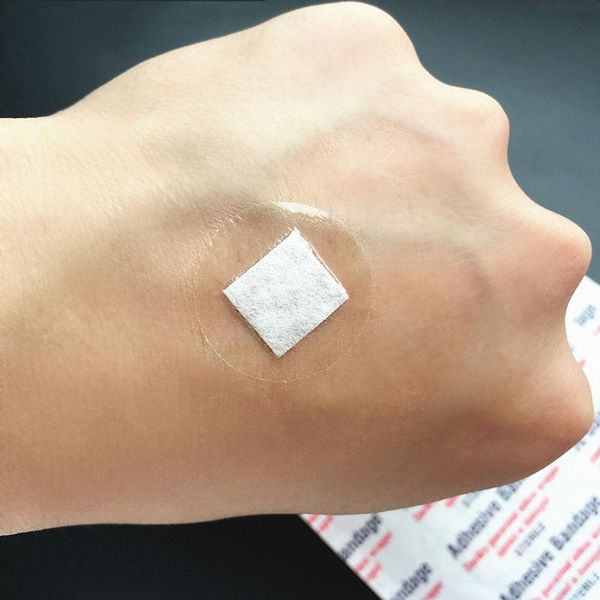 

outdoor gadgets 30pcs transparent round band-aid pu mini waterproof daily protective hemostatic tape bandage breathable patch 25mm