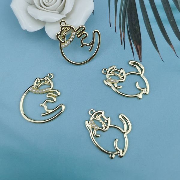 10 teile/los Nette Katze Perle Metall Charme Ohrringe DIY Zubehör aushöhlen Design Anhänger Fit Schmuck Machen Handwerk