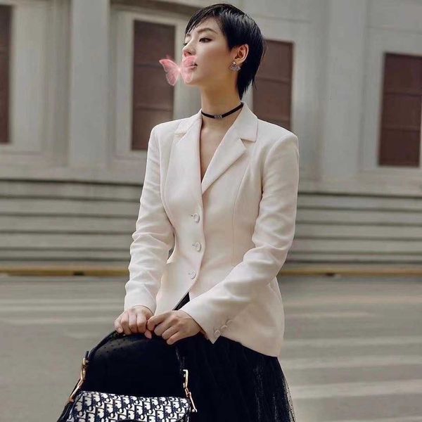 

it's just 30. gu jia's same coat temperament slim suit woman, Black;brown